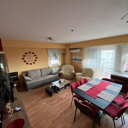Bgd Home Oradea Eksteriør bilde